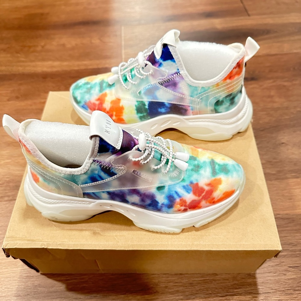 Steve Madden Myles in Multi